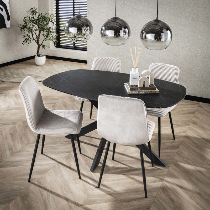 Eettafel 150 cm